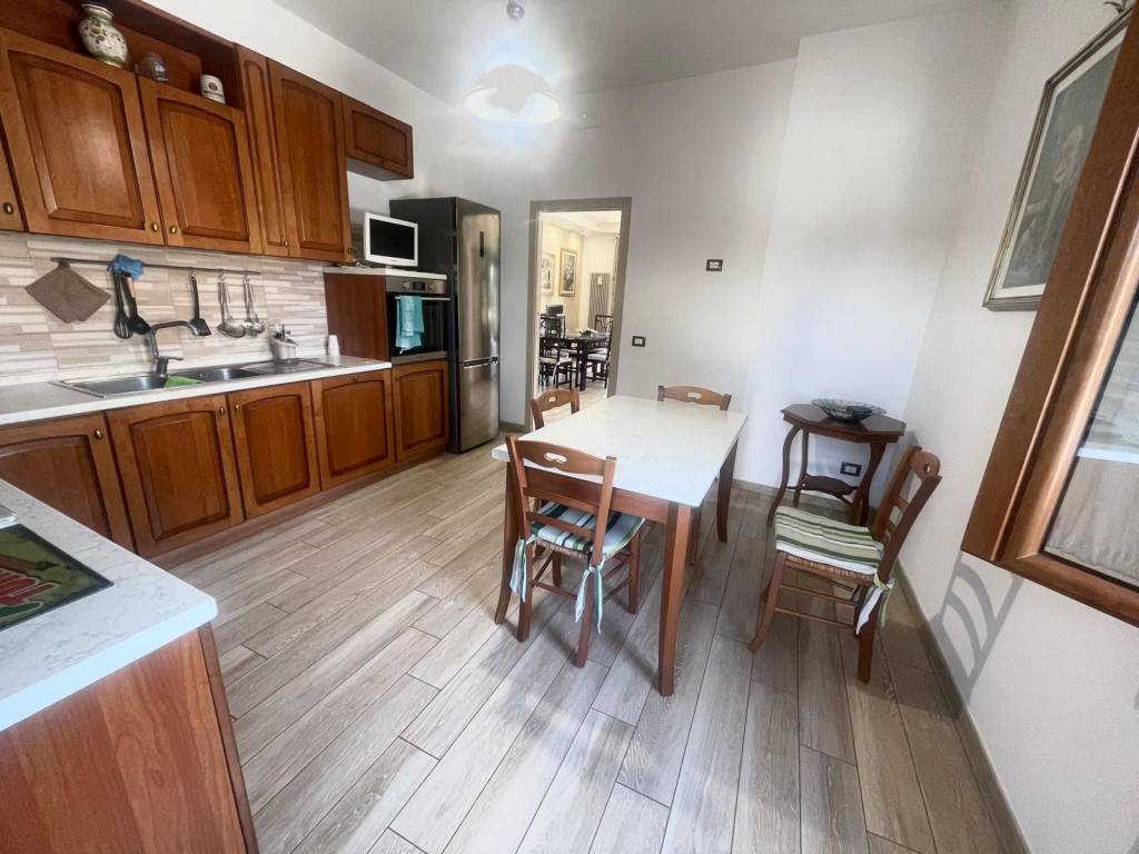 Villa a Latina in Via Alessandro Scarlatti, 18 - Foto 2