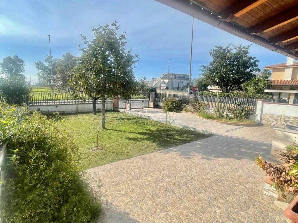 Villa a Latina in Via Alessandro Scarlatti, 18 - Foto 5