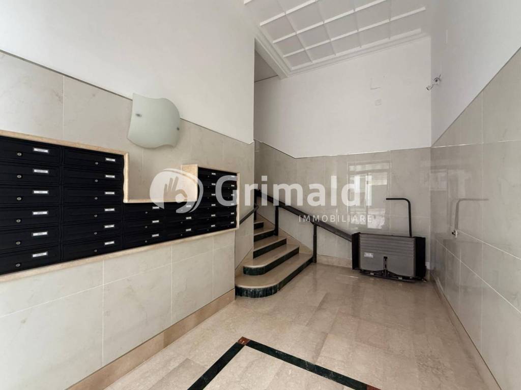 Appartamento a Salerno in Via Lucio Petrone - Foto 3