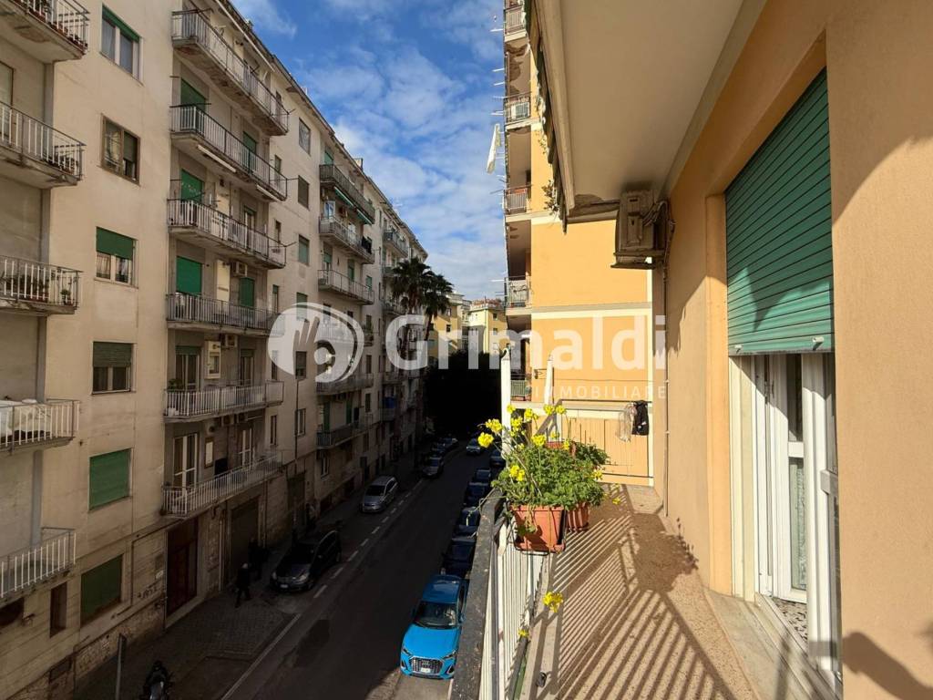 Appartamento a Salerno in Via Lucio Petrone - Foto 4