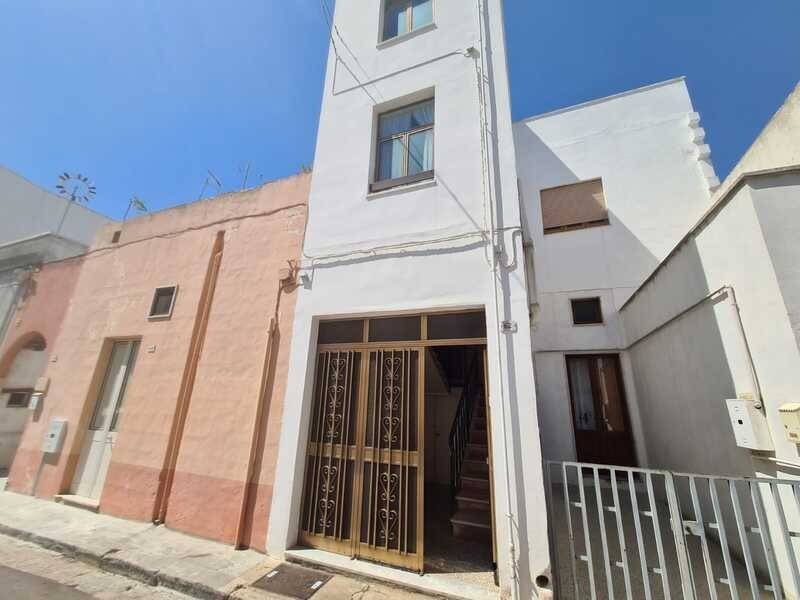 Appartamento a Parabita in Via Gaetano Vinci - Foto 5