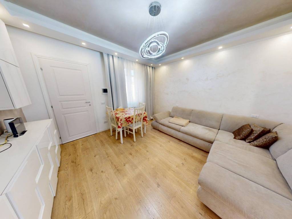 Appartamento a Como in Via Teodoro Mariani, 18 - Foto 2