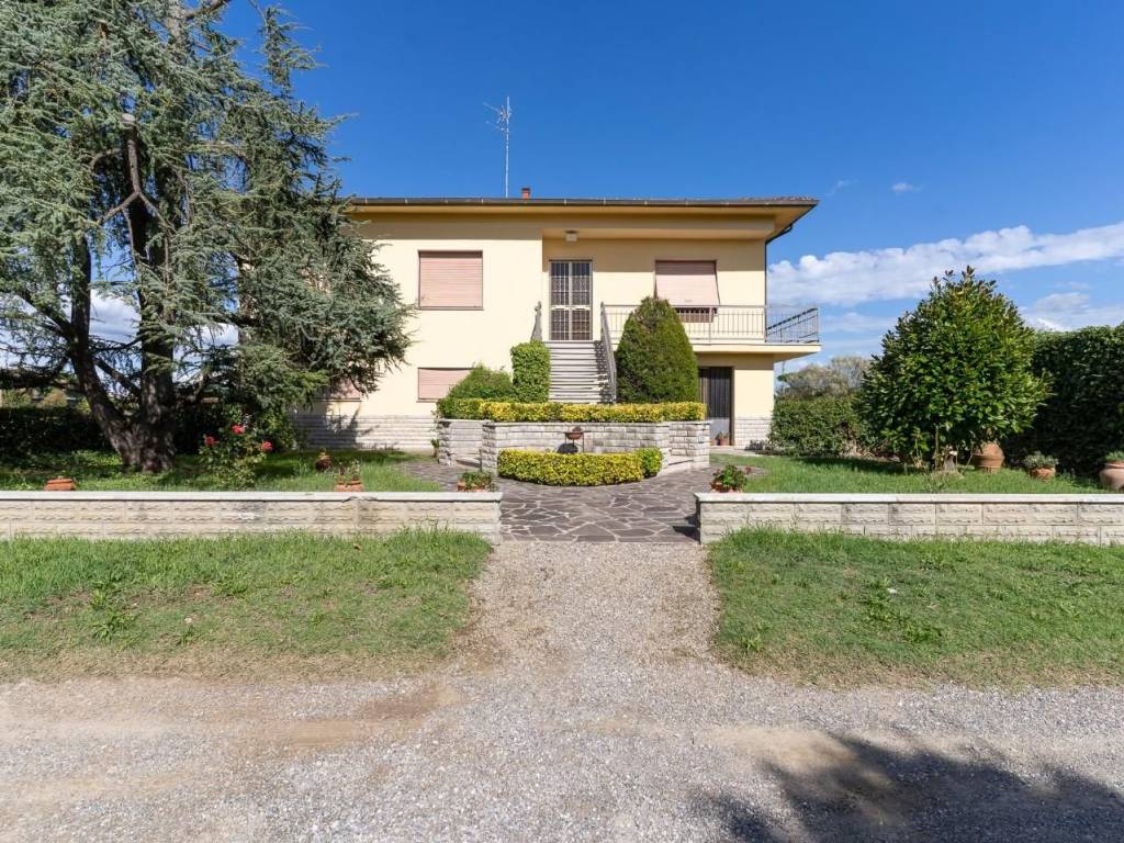 Villa a Empoli in Via di Brusciana, , 50053 - Foto 3