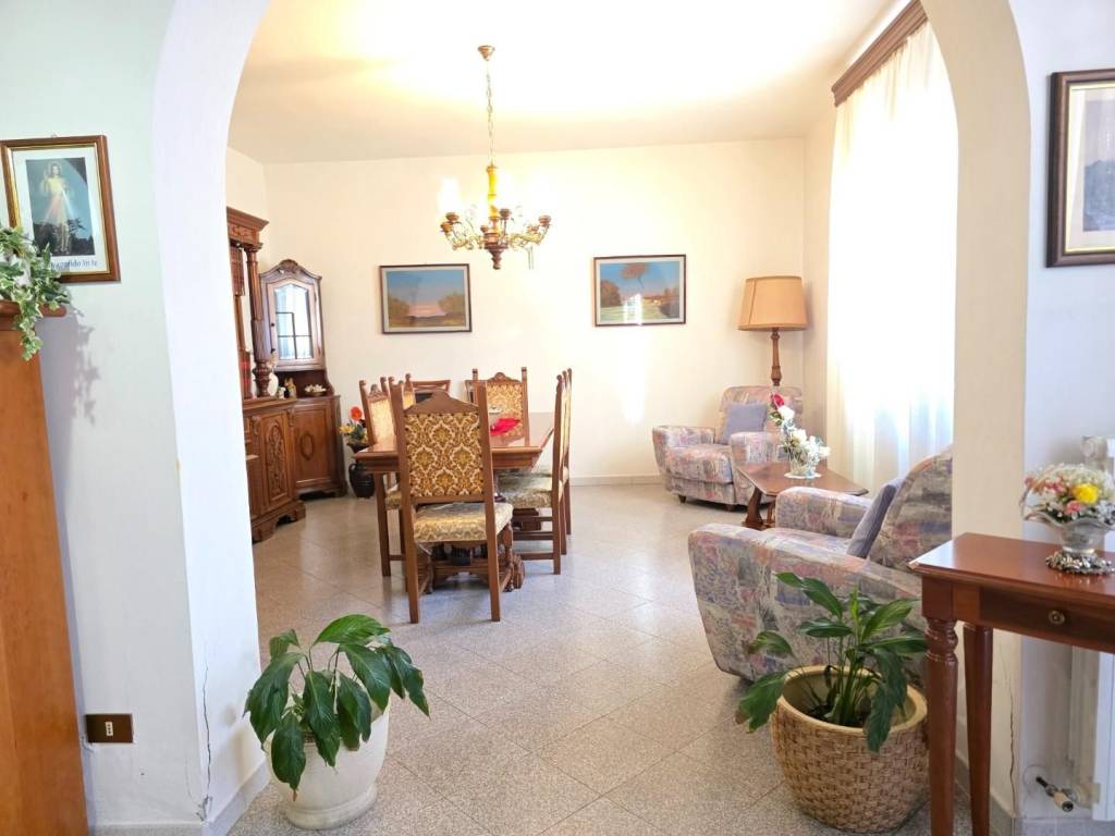 Casa indipendente a Santa maria a monte - Foto 2
