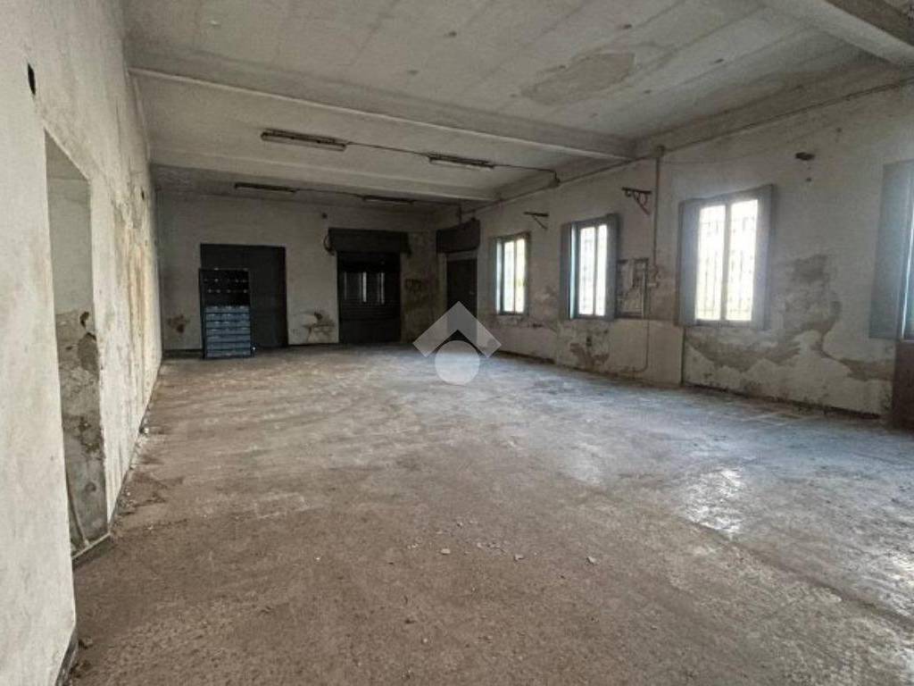 Immobile a Gallarate in Via Padre Angelo Ambrosoli, 2 - Foto 5