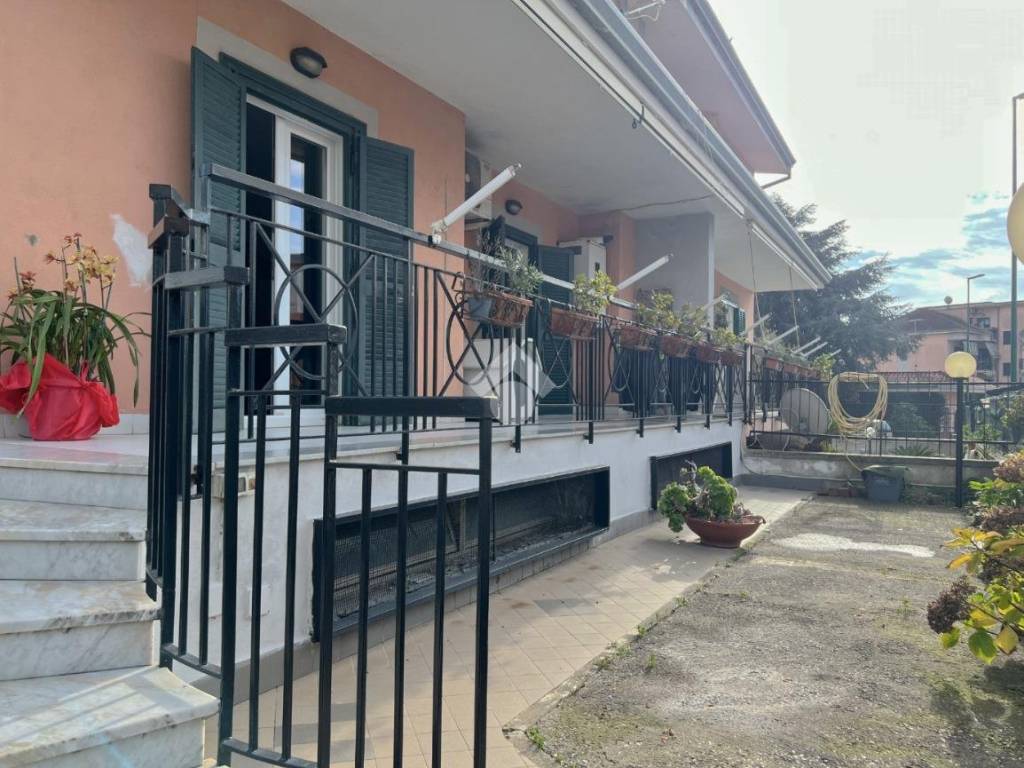 Villa a Giugliano in campania in Via S. Nullo, 177 - Foto 3