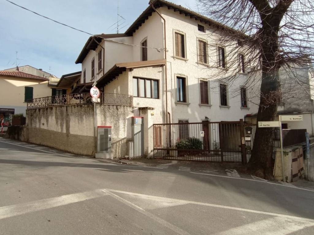 Appartamento a Costa masnaga in Via 25 Aprile - Foto 3