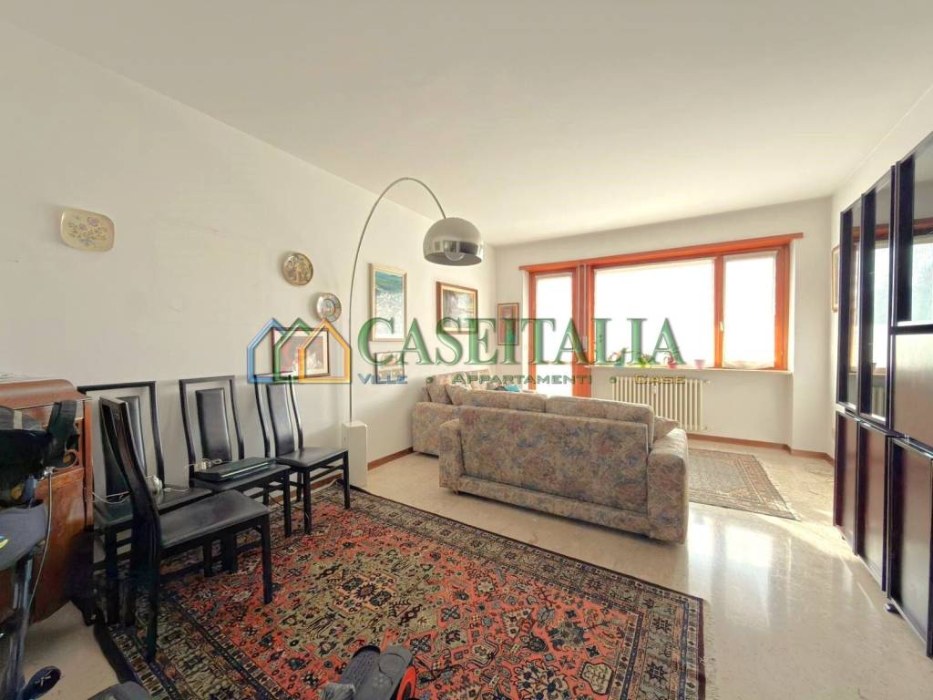 Appartamento a Banchette in Via Pavone - Foto 2