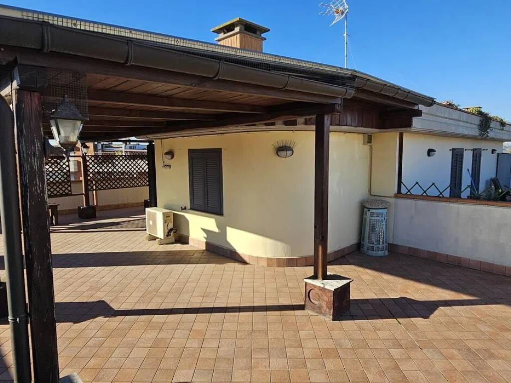 Appartamento a Monterotondo in Via Val Badia, 3 - Foto 2