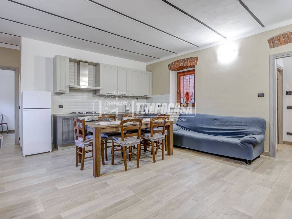 Appartamento a Borgomanero in Via Casale Canuggioni - Foto 2