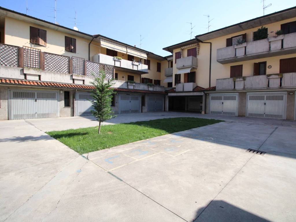 Box / garage a Rovato in Via Giuseppe Mazzini - Foto 2