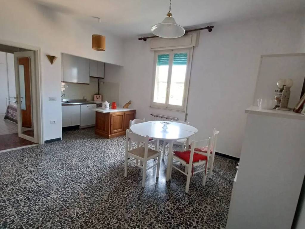 Appartamento a Ameglia in Via Ratti No Number - Foto 2