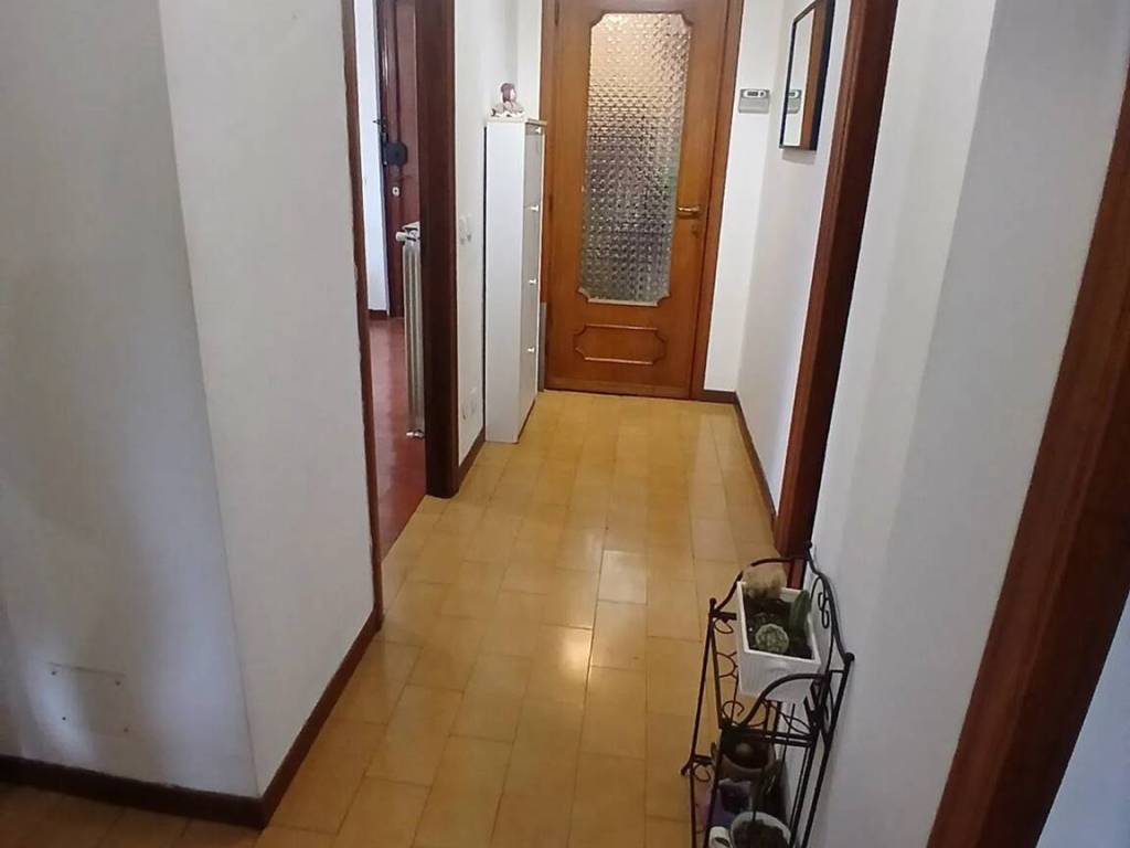 Appartamento a Sarzana in Via Massa Neri No Number - Foto 5