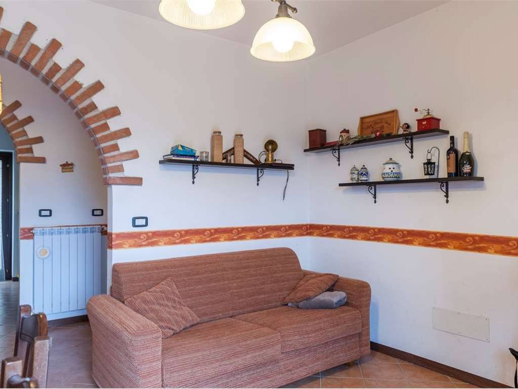 Appartamento a Castel del giudice in Via Roma - Foto 5