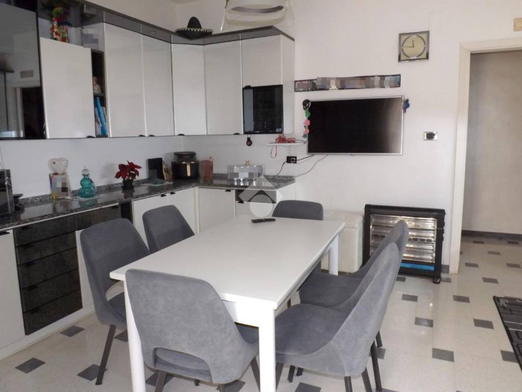 Appartamento a Bisceglie in Via Benedetto Croce, 17 - Foto 2