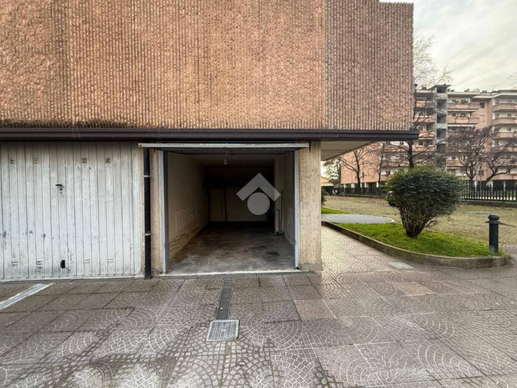 Box / garage a Bergamo in Via Antonio Varisco, 8 - Foto 3