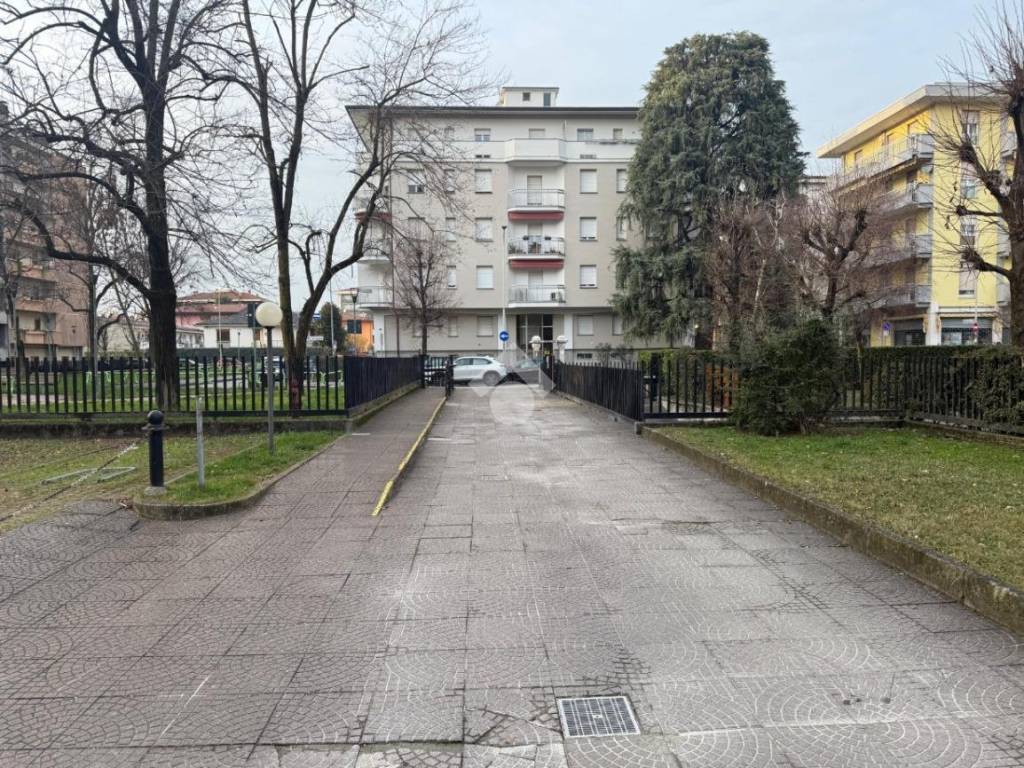 Box / garage a Bergamo in Via Antonio Varisco, 8 - Foto 4