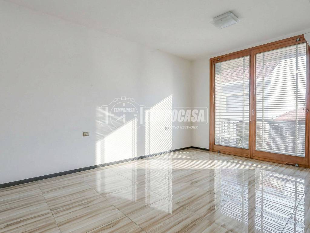 Appartamento a Borgomanero in Corso Roma - Foto 2