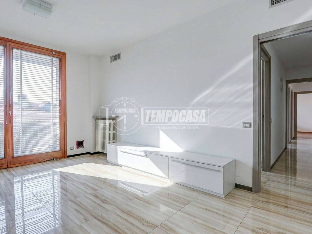 Appartamento a Borgomanero in Corso Roma - Foto 4