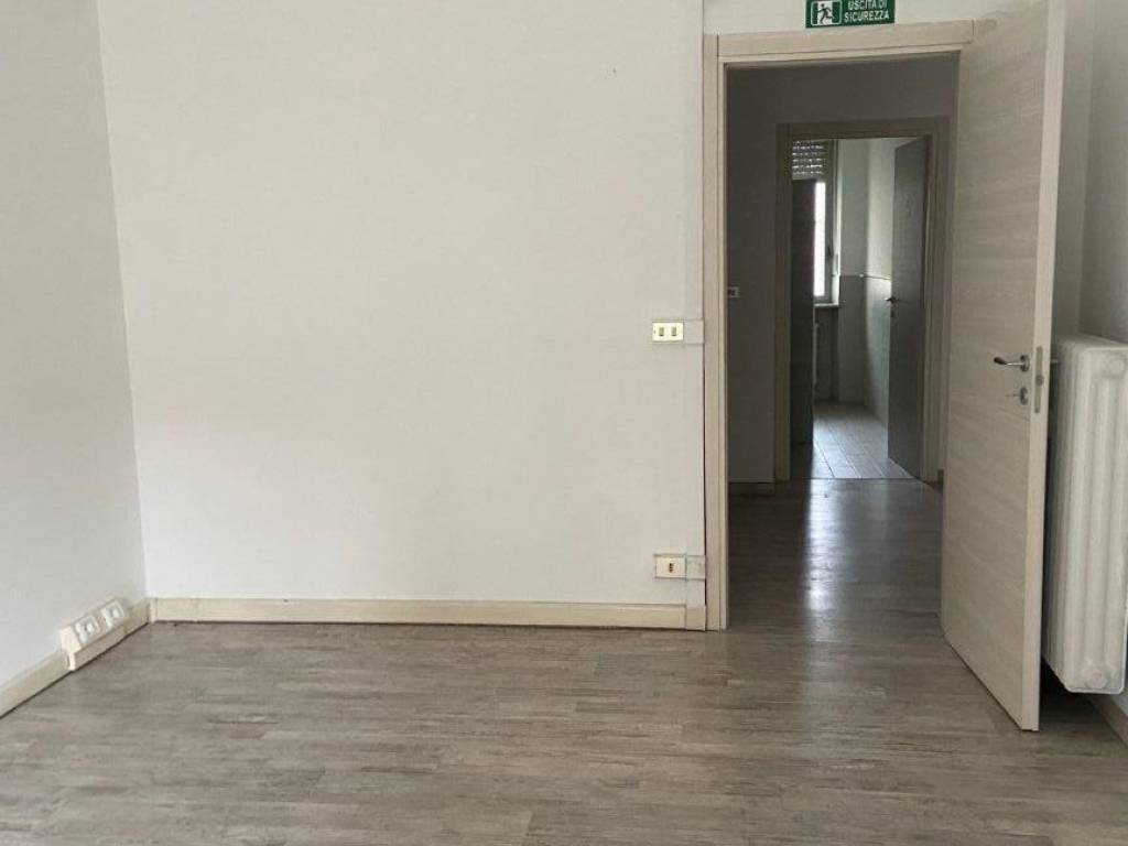 Appartamento a Orbassano in Via San Rocco, 3 - Foto 4