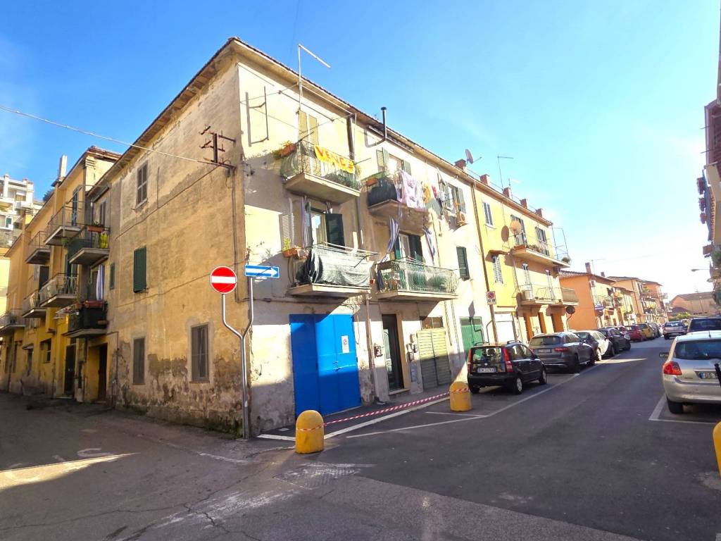 Appartamento a Trevignano romano in Via Roma, 32 - Foto 2