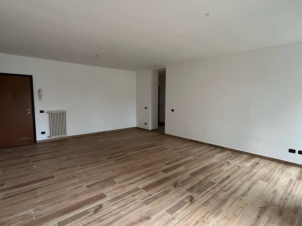 Appartamento a Mozzate in Via Ugo Foscolo, 1 - Foto 4