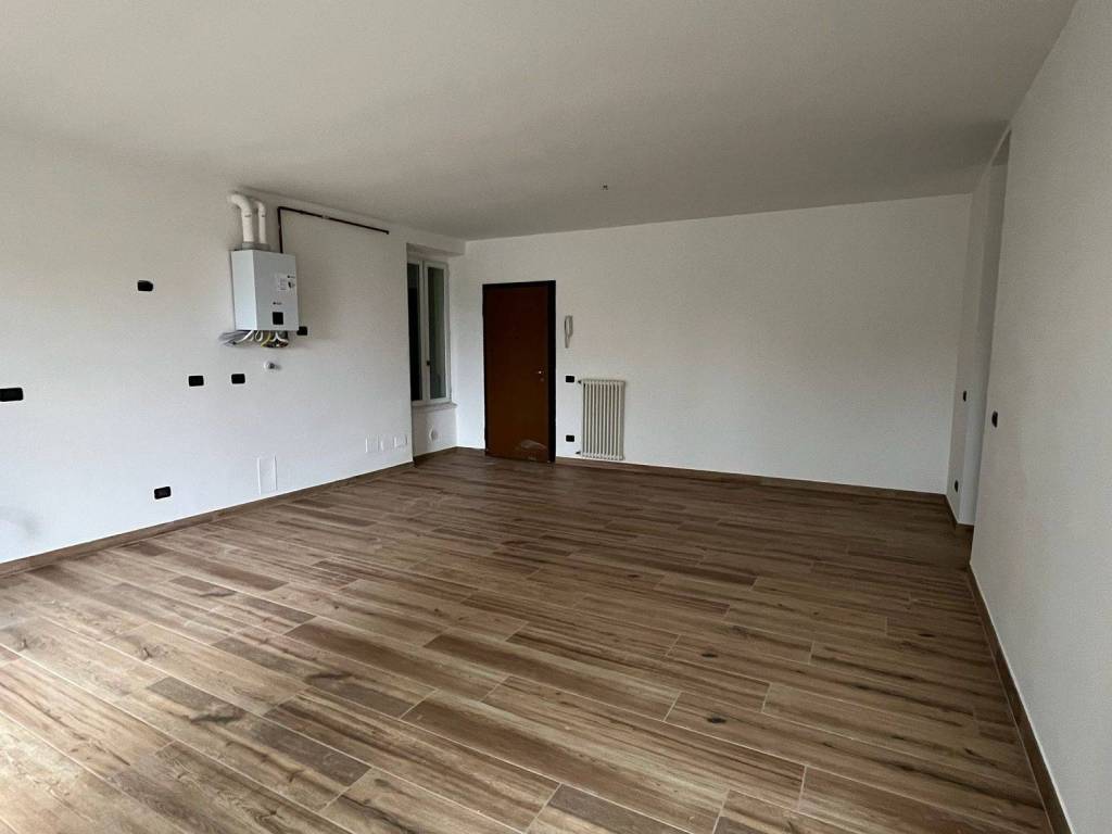 Appartamento a Mozzate in Via Ugo Foscolo, 1 - Foto 5