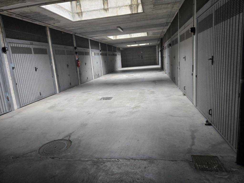 Box / garage a Venaria reale in Via Niccolò Paganini, 15 - Foto 3