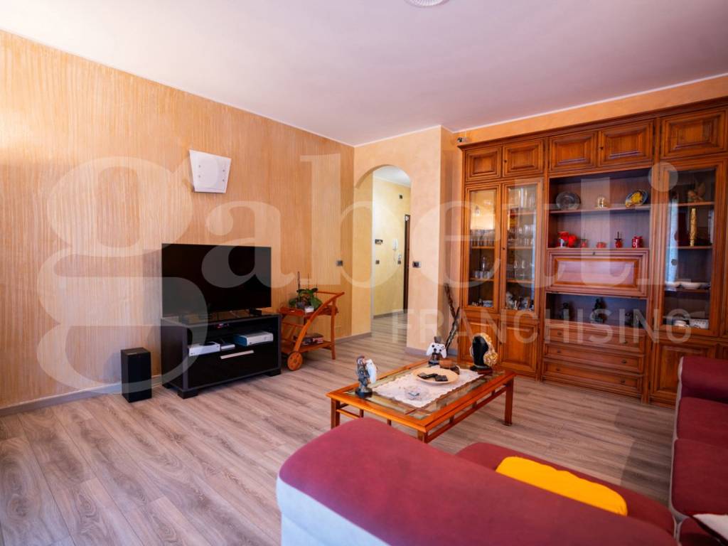 Appartamento a Pinerolo in Via Juvenal, 23 - Foto 4