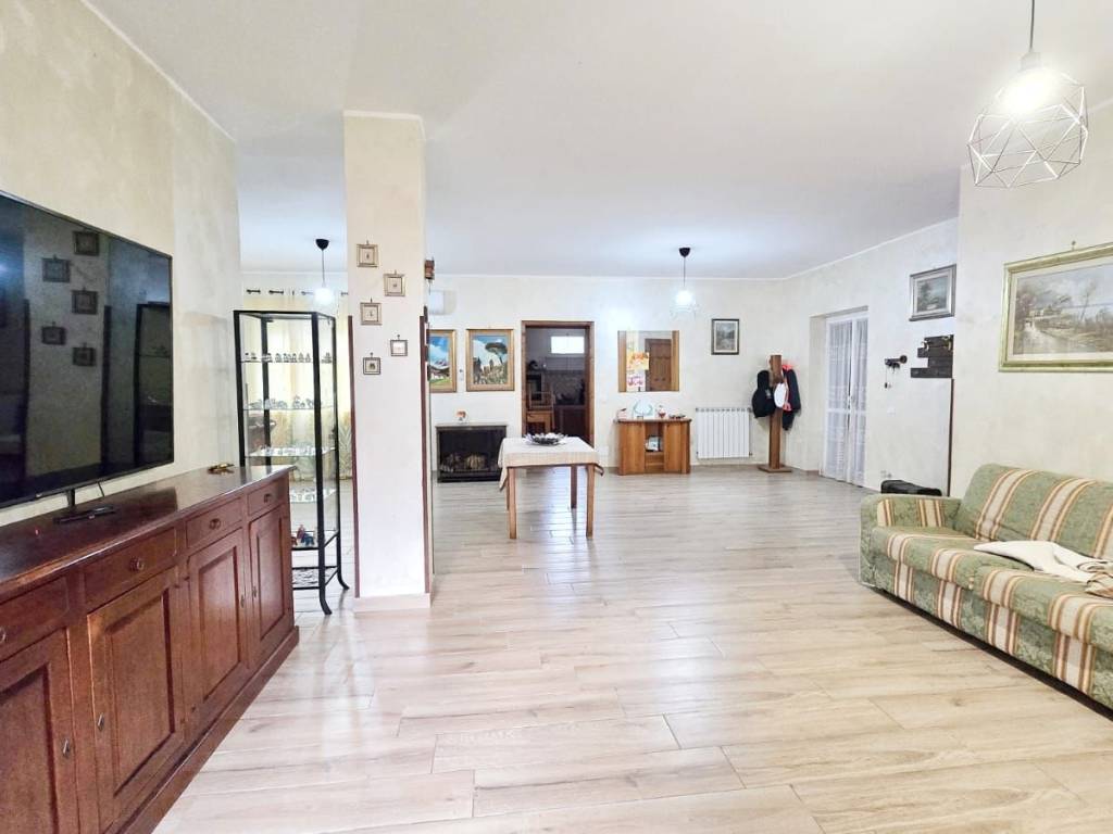 Villa a Labico in Strada 8 - Foto 2