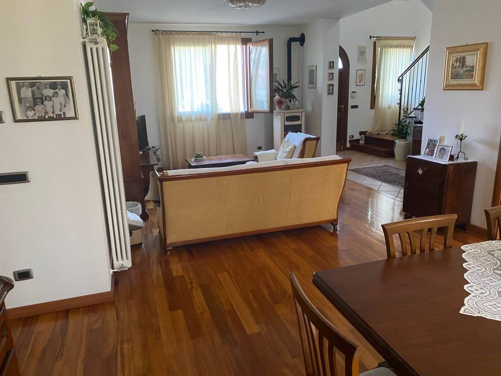 Villa a Villa del conte in Via Martiri della Libertà - Foto 4