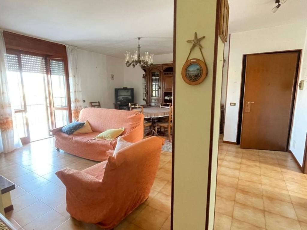 Appartamento a Broni in Via Bruno Eseguiti - Foto 3