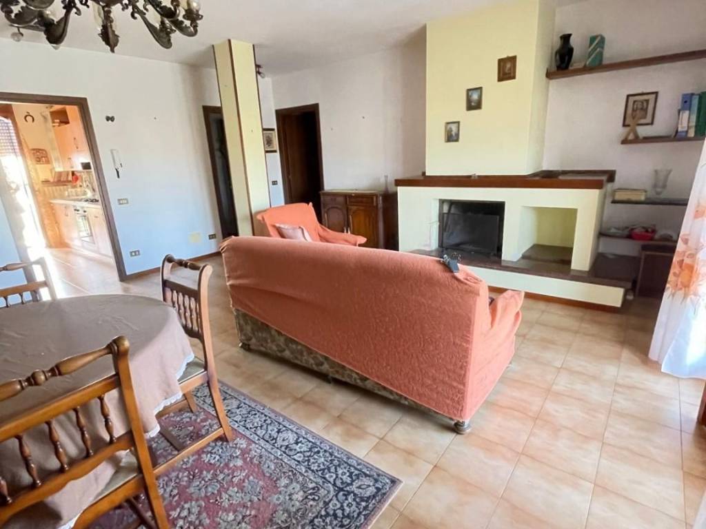 Appartamento a Broni in Via Bruno Eseguiti - Foto 4