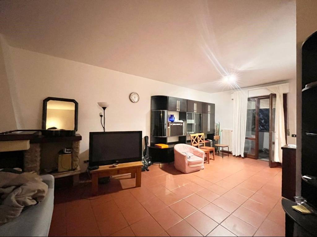 Appartamento a Prato in Via Luigi Salvatorelli - Foto 2