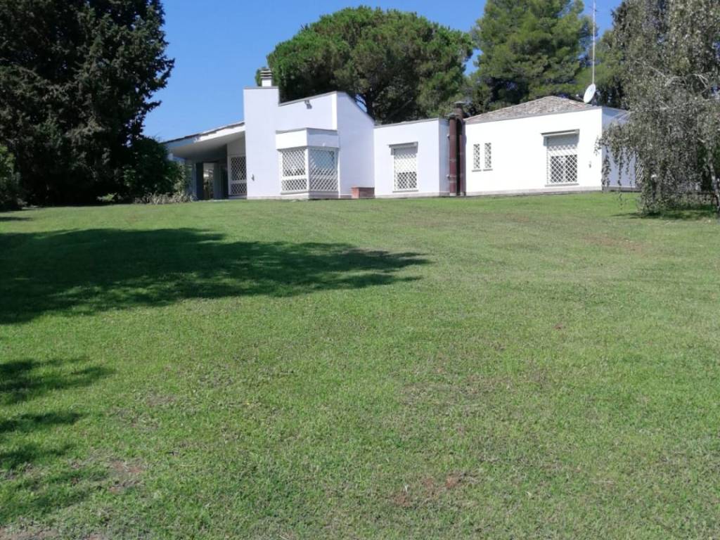 Villa a Campagnano di roma in Strada della Bossetta - Foto 5