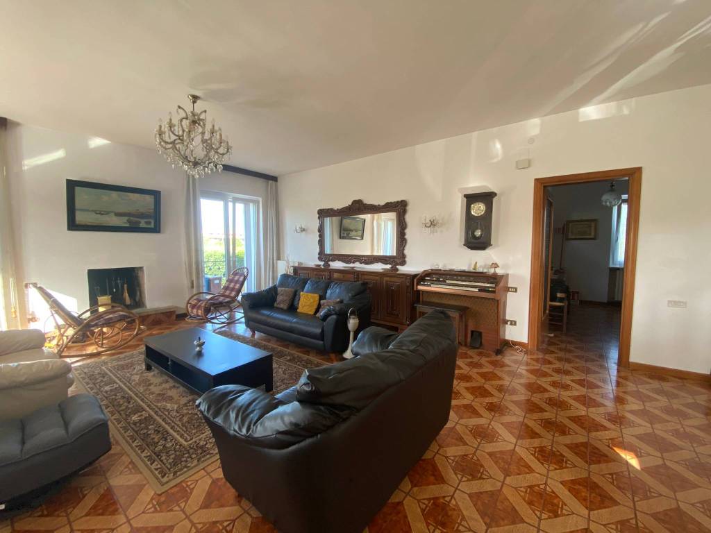 Villa a Cepagatti in Via Lazio, 9 - Foto 3