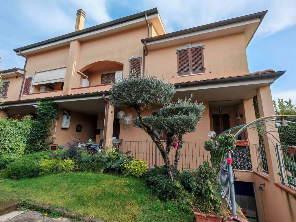 Appartamento a Grosseto in Via Mario Marchetti - Foto 2
