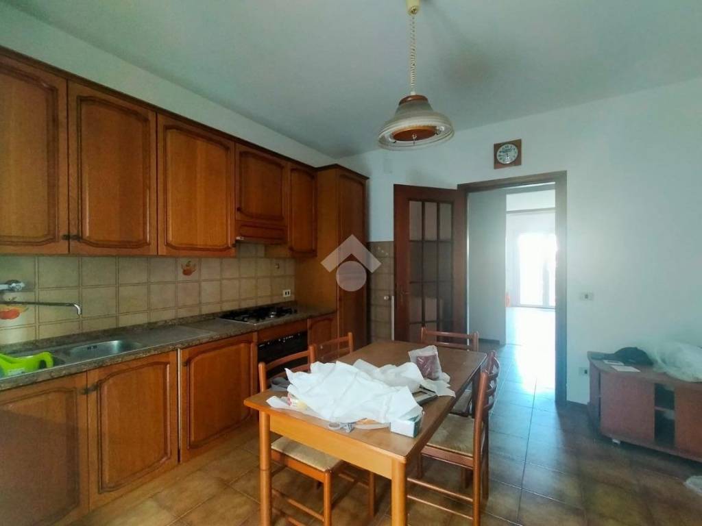 Appartamento a Foligno in Via Alessandro Volta - Foto 2