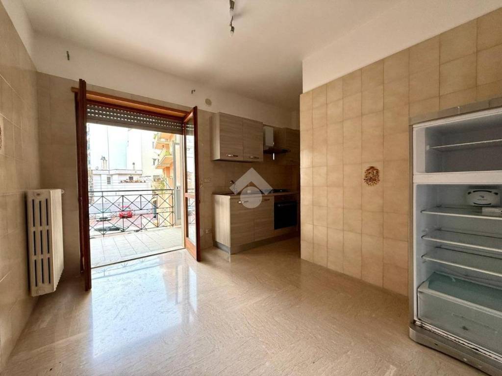 Appartamento a Bitonto in Via Cesare Battisti - Foto 4