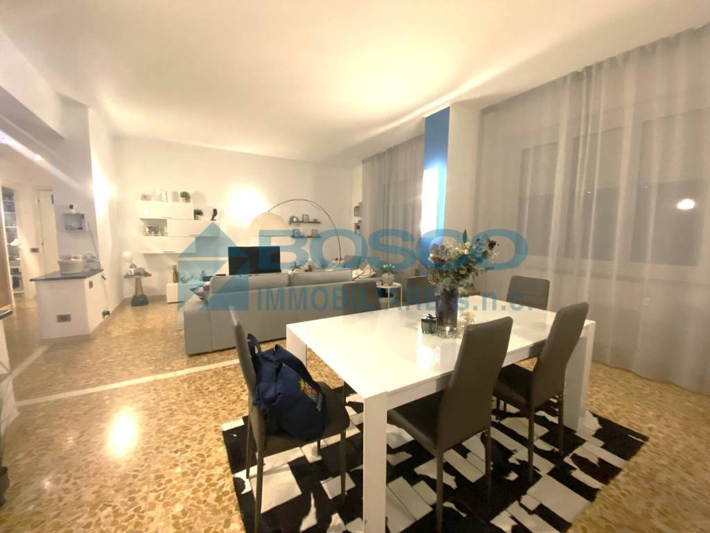 Appartamento a La spezia in Via Emanuele Gianturco - Foto 2