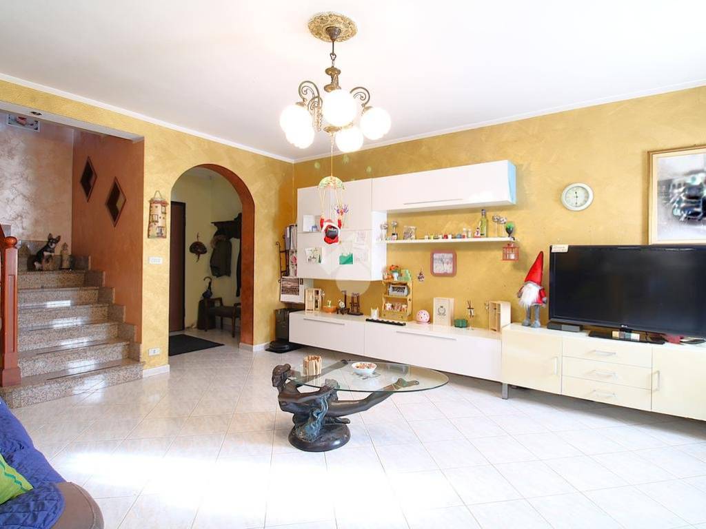 Casa indipendente a Santena in Via Tripoli, 11 - Foto 2