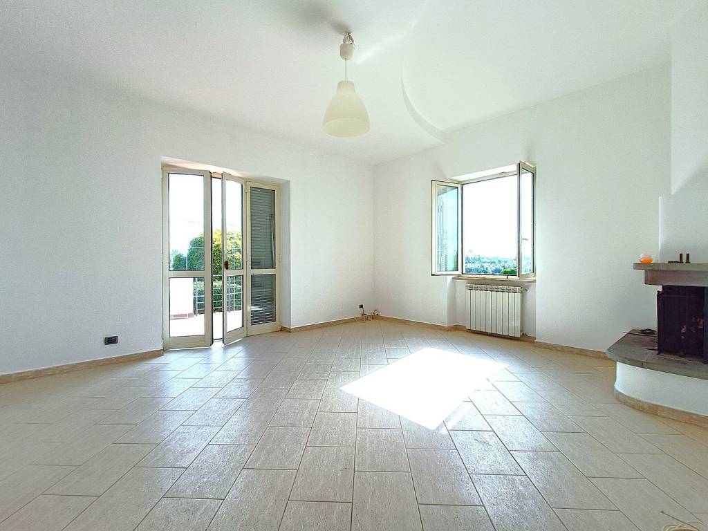 Villa a Aprilia in Via Platani, 4 - Foto 3