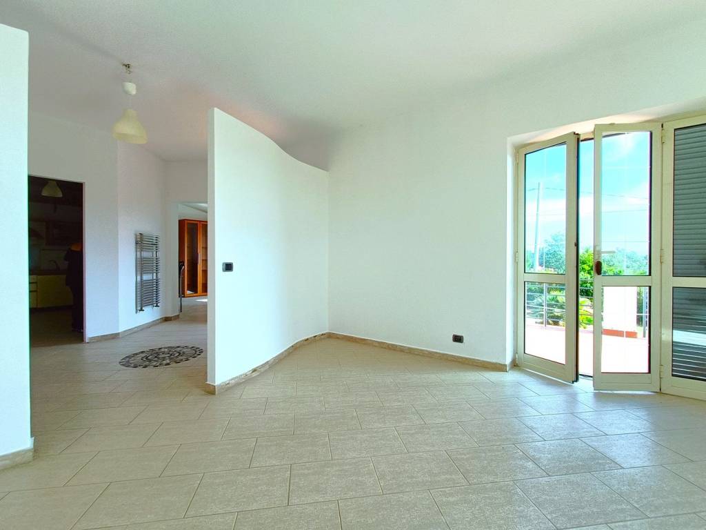 Villa a Aprilia in Via Platani, 4 - Foto 4