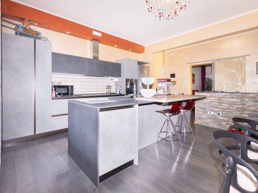 Appartamento a Valenza in Viale Vicenza - Foto 2