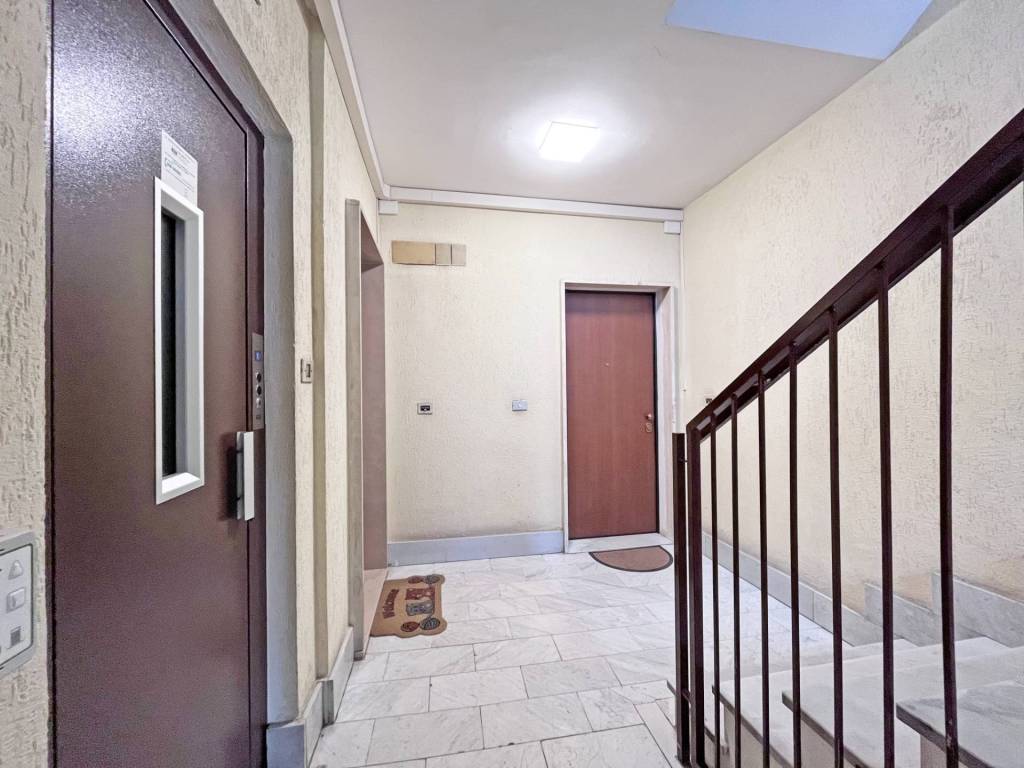 Appartamento a Pinerolo in VIA LUIGI EINAUDI, 27 - Foto 5