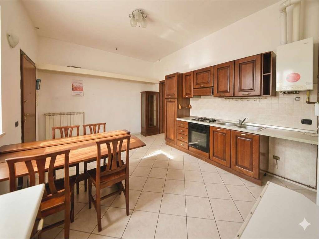 Appartamento a Limido comasco in via Per Cascina Restelli , 8 - Foto 2