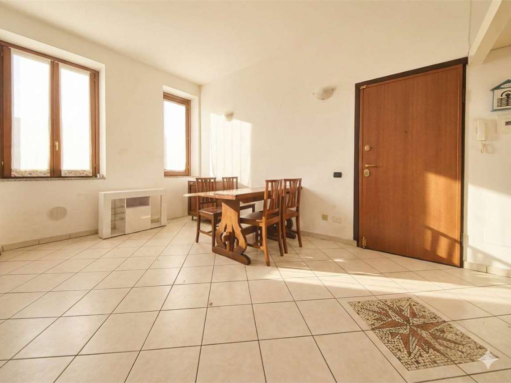 Appartamento a Limido comasco in via Per Cascina Restelli , 8 - Foto 3