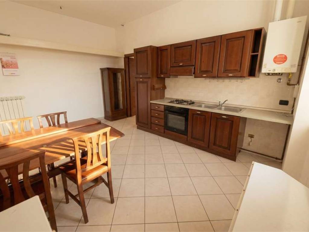 Appartamento a Limido comasco in via Per Cascina Restelli , 8 - Foto 4