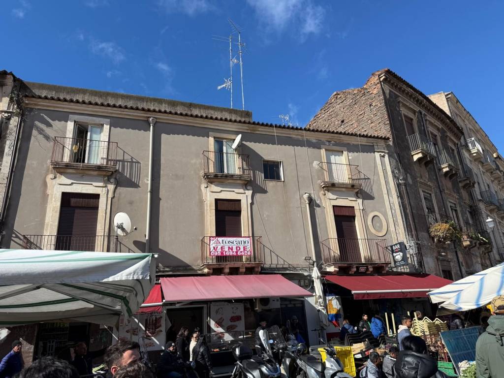 Appartamento a Catania in Piazza Carlo Alberto - Foto 2