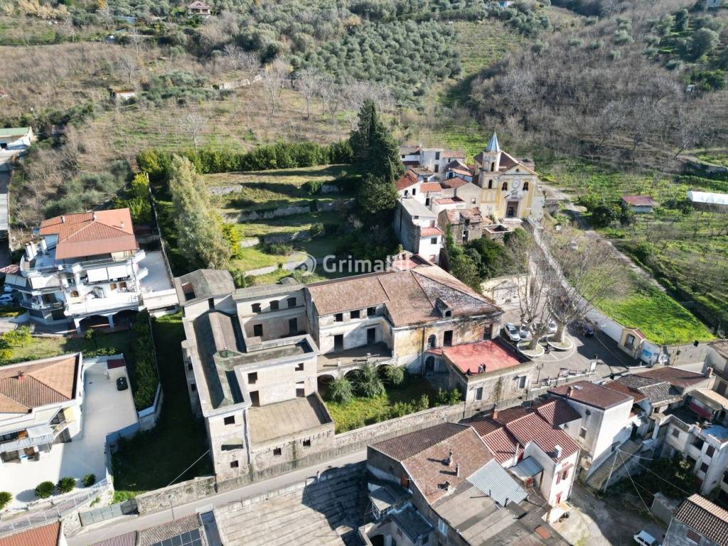 Palazzo / stabile a Lauro in Piazza Francesco e Chiara D'Assisi, 1 - Foto 2